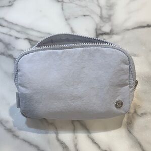 Lululemon Everywhere Belt Bag